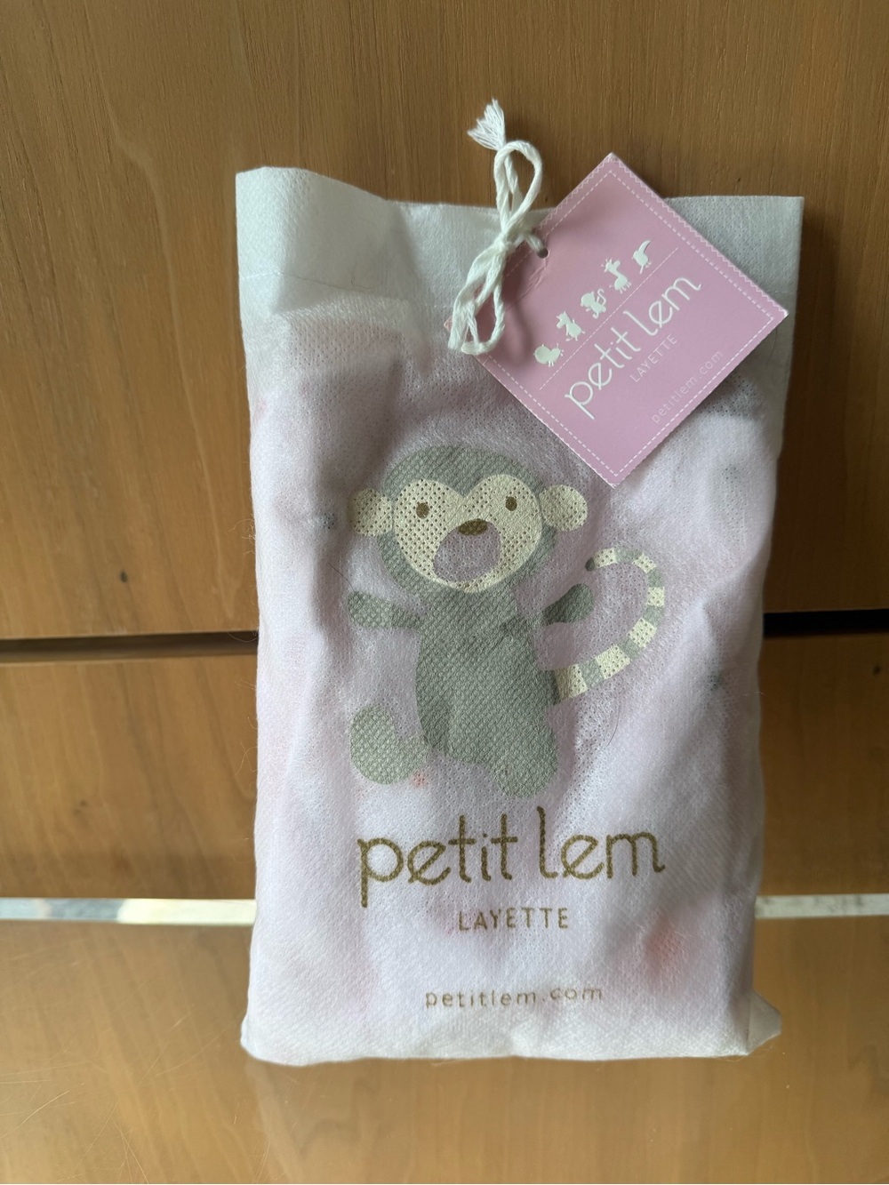 BNIB Set of 2 Petit Lem Onesies 6-9 months